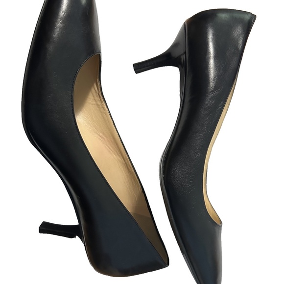 New Cole Haan High Heels Size 9 B Black Leather Pumps with Nike Air - Never Worn - Picture 1 of 11